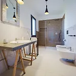 Вилла Enchanting With Pool & Lush Garden In Sicily Пачеко