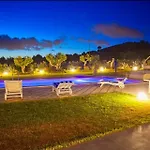 Вилла Enchanting With Pool & Lush Garden In Sicily *