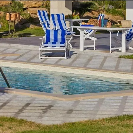 Enchanting With Pool & Lush Garden In Sicily *