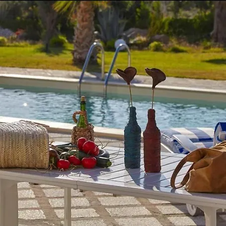 Enchanting With Pool & Lush Garden In Sicily Paceco